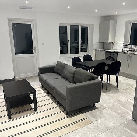The Little Oaks Apartment Birmingham Luaran gambar